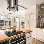 A Dream With Spectacular Views - New! * Μπέργκεν