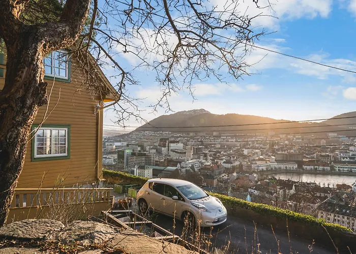 A Dream With Spectacular Views - New! Apartment Bergen